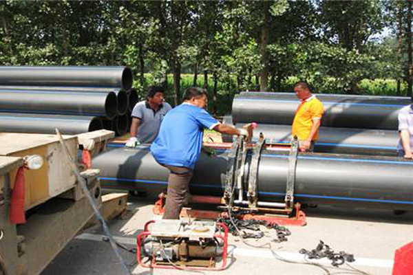 ɽ���ൺ����С����ˮpe��